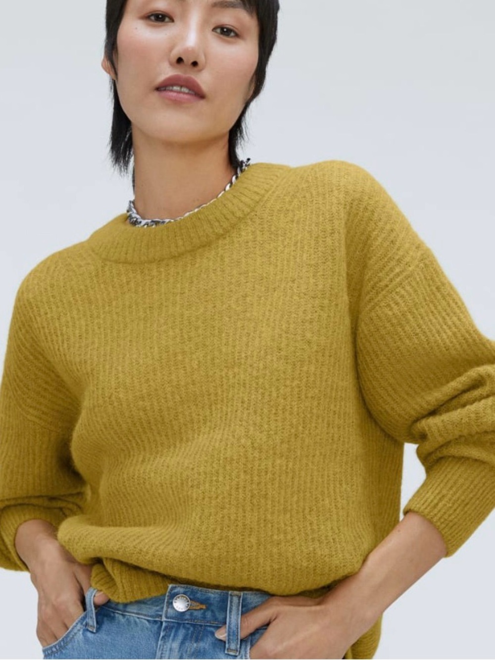 Everlane Women's Cocoon Crewneck Sweater in Mustard Yellow